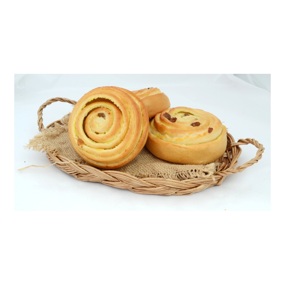 Булочка с заварным кремом сдобная 100г Командор